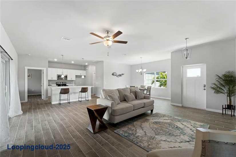 Modern Single-Family in Gulf Cove