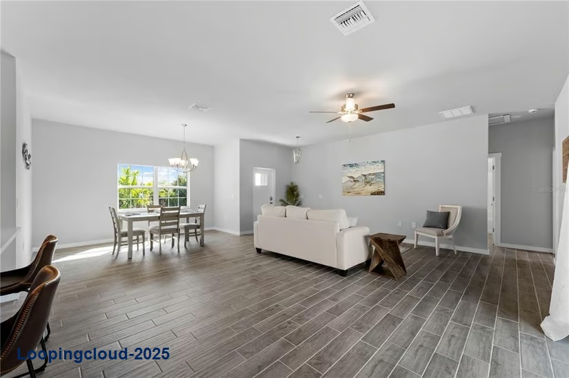 New Single-Family Home in South Gulf Cove