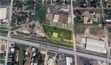  Prime 3.84-Acre Redevelopment Site Near US-83 – Ideal for Retail