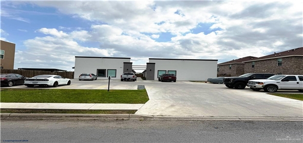 1104 Jesse Street Weslaco Texas, 78596 | Fully Occupied 8-Unit Residential Complex in Weslaco