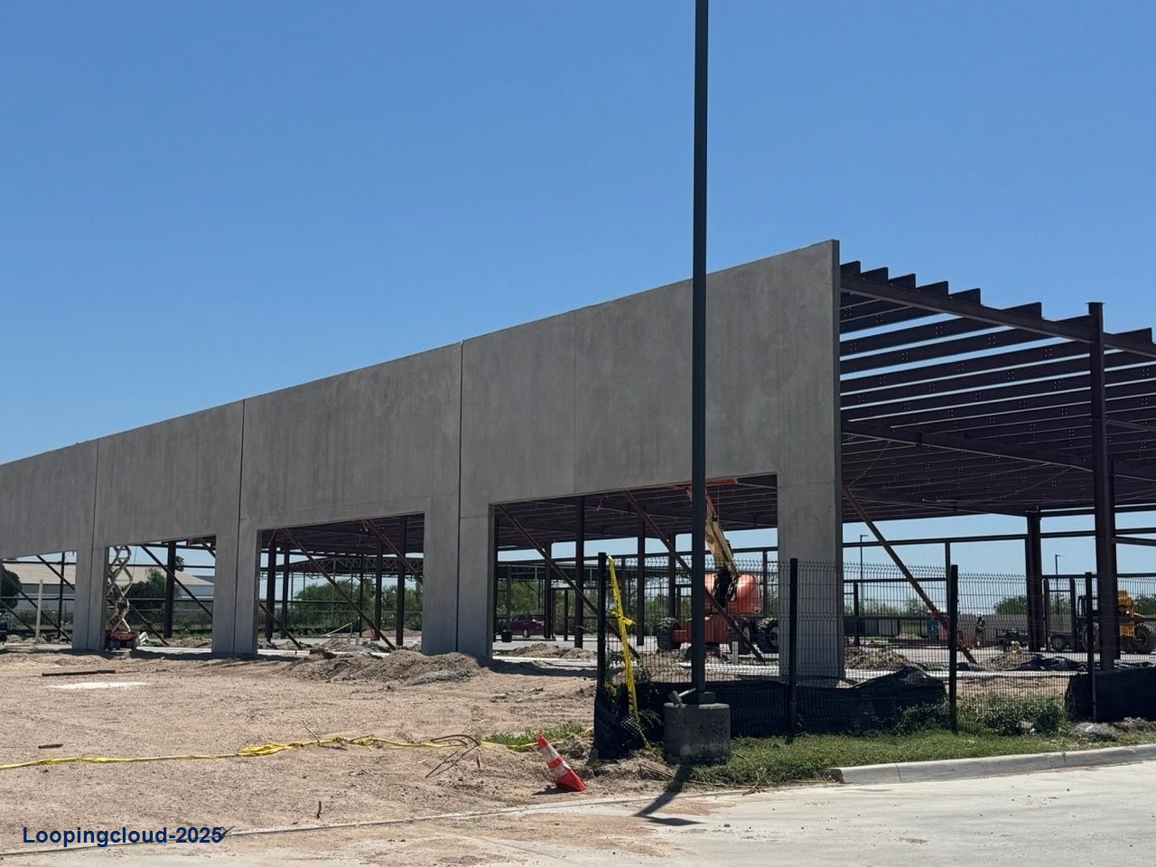 5101 North Cage Boulevard