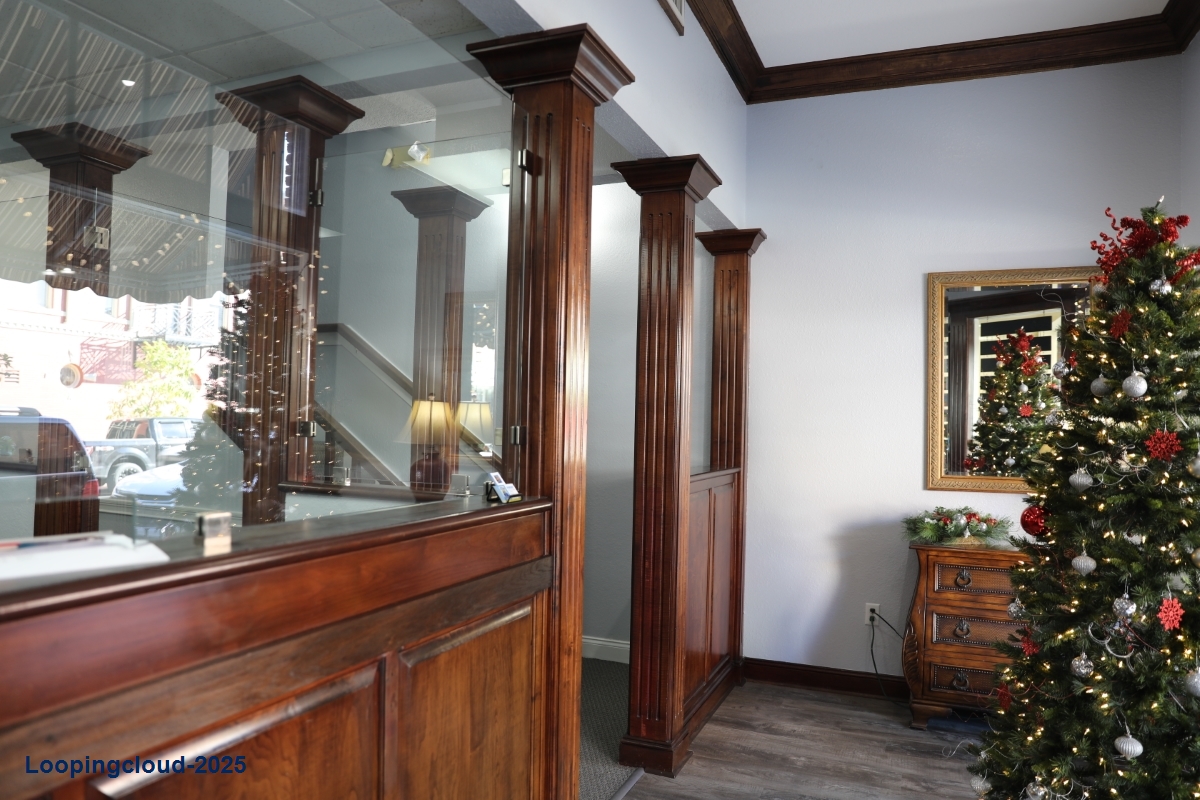 Administrative Office for Lease