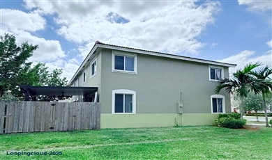 2478 SE 10th Ct, Homestead Florida, 33035 | Stylish 4BR Corner Townhome in Seascape