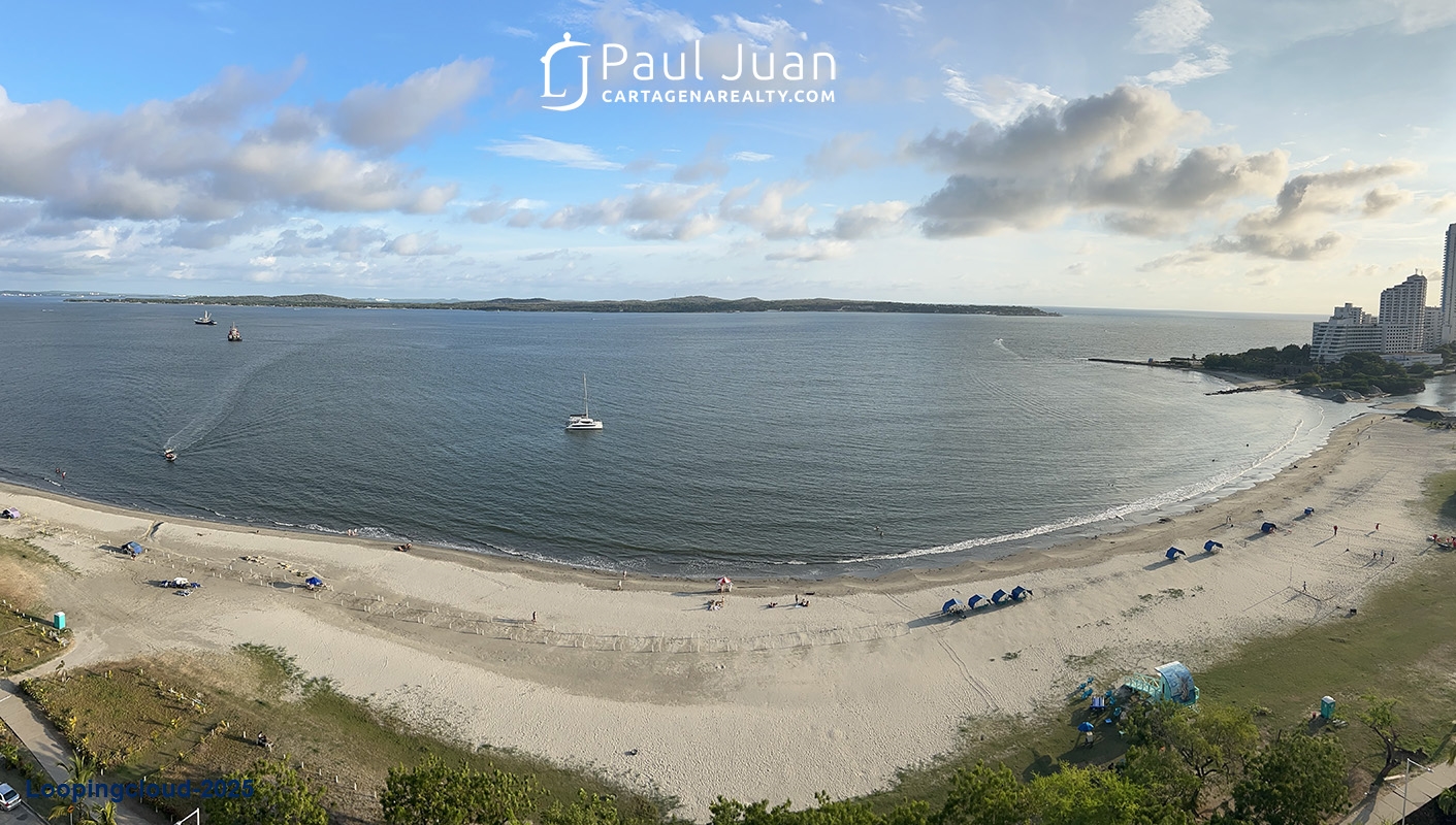 Luxury Beachfront Apartment in Castillogrande