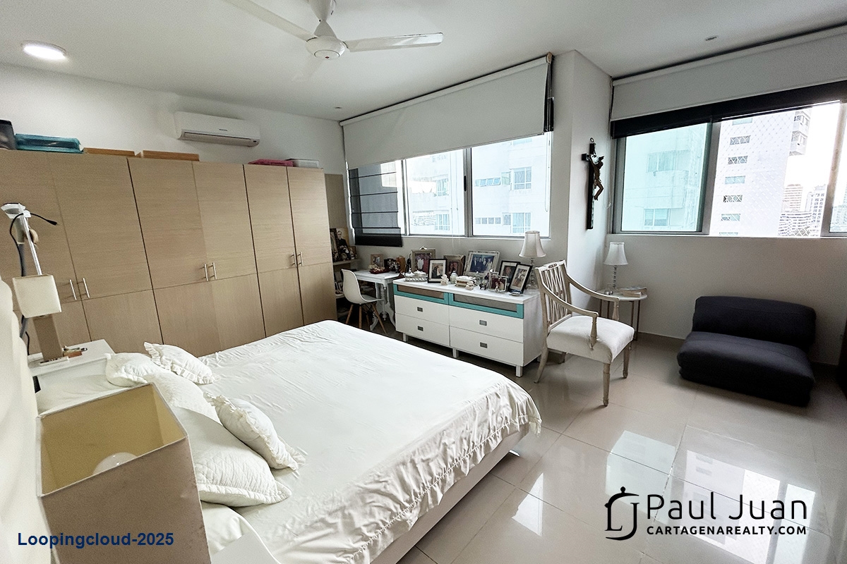 Luxury Beachfront Apartment in Castillogrande