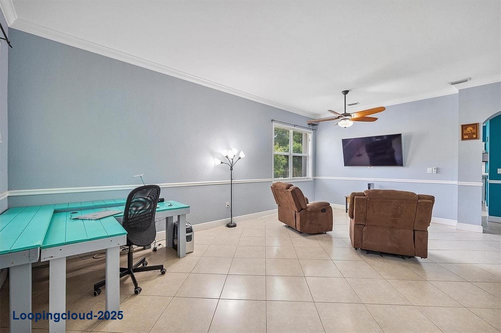 Experience Floridian Bay: Renovated Home on Oversized Waterfront Lot