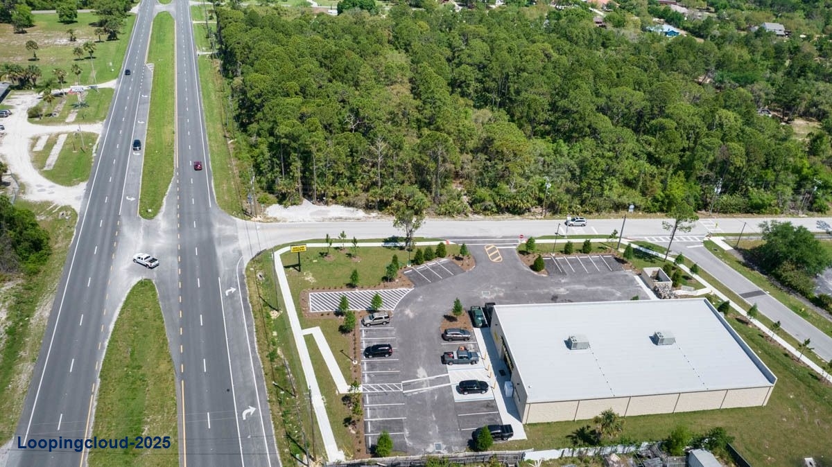 Commercial Property for Sale in Mims Florida 32754