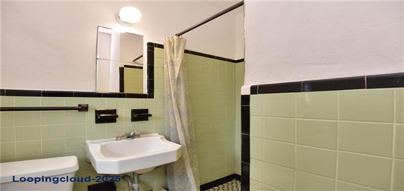 1028 Ridgewood Avenue Daytona Beach Florida, 32117 | Ranch Motel