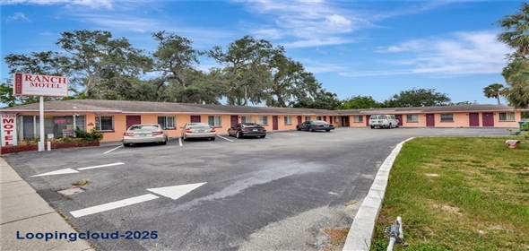 1028 Ridgewood Avenue Daytona Beach Florida, 32117 | Ranch Motel