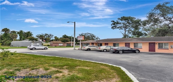 1028 Ridgewood Avenue Daytona Beach Florida, 32117 | Ranch Motel