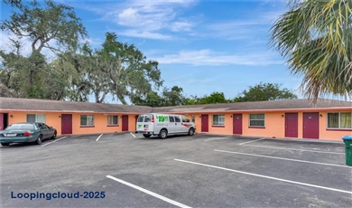 1028 Ridgewood Avenue Daytona Beach Florida, 32117 | Ranch Motel