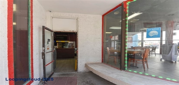 515 N Atlantic Avenue Daytona Beach Florida, 32118 | Pizzería for Sale in Daytona