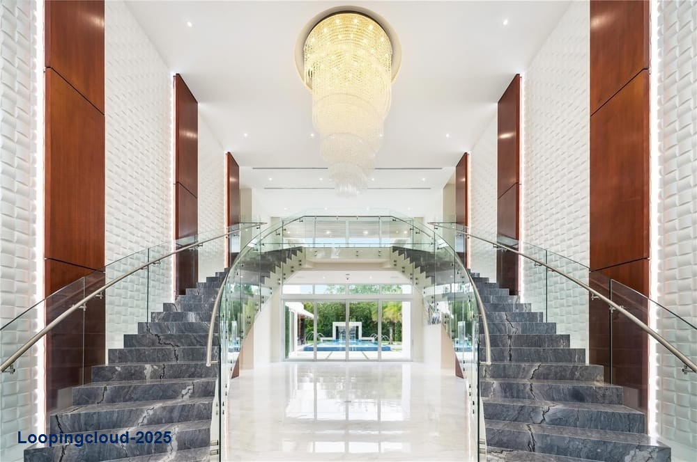 Stunning Modern Masterpiece in Pinecrest: Resort-Style Living