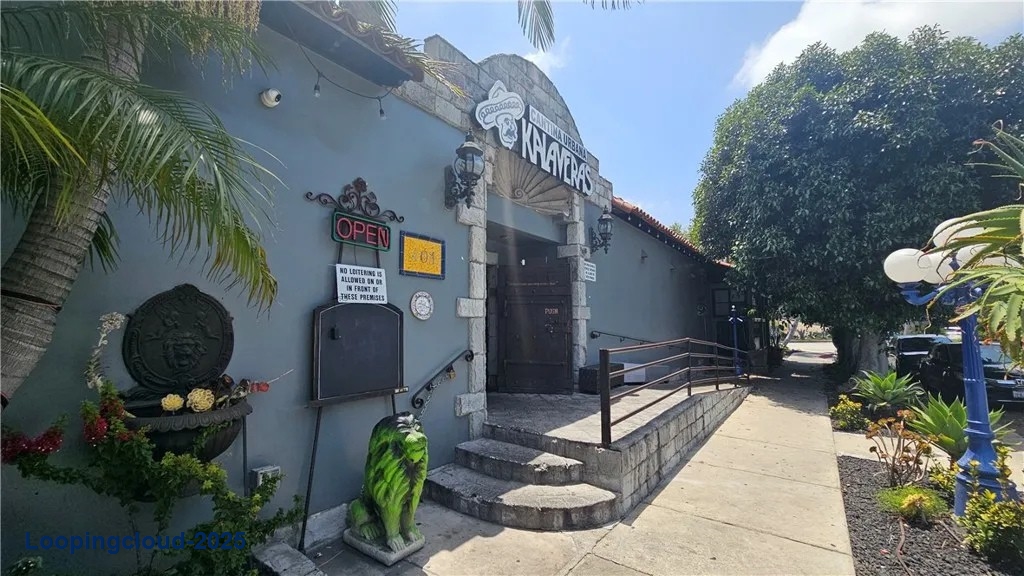 Versatile Restaurant with Expansion Opportunities