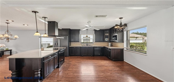 532 OAK HILL CIRCLE #12 Sarasota Florida, 34232 | Exclusive Home for Sale