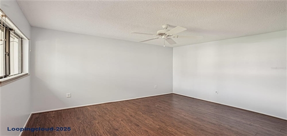 532 OAK HILL CIRCLE #12 Sarasota Florida, 34232 | Exclusive Home for Sale