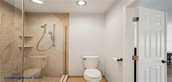 532 OAK HILL CIRCLE #12 Sarasota Florida, 34232 | Exclusive Home for Sale