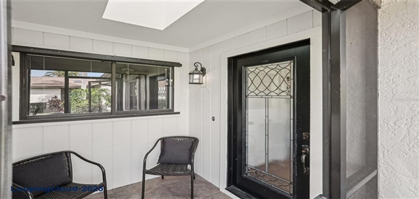 532 OAK HILL CIRCLE #12 Sarasota Florida, 34232 | Exclusive Home for Sale