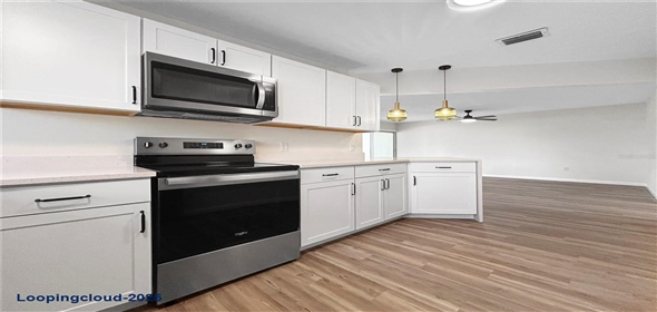 5136 CEDAR HAMMOCK DRIVE Sarasota Florida, 34232 | Beautifully Renovated Home