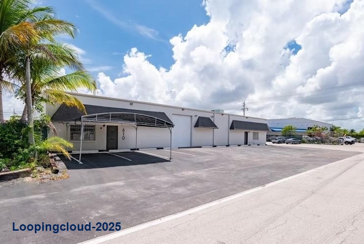 Freestanding Office/Warehouse Building Available for Lease