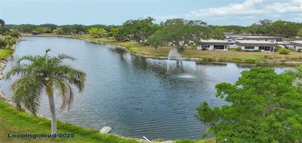 3941 GLEN OAKS DRIVE E #32 Sarasota Florida, 34232 | Exclusive Lakeview Home