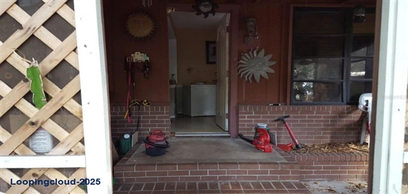 27 TUCKER AVENUE Sarasota Florida, 34232 | Beautifully Manteined Home