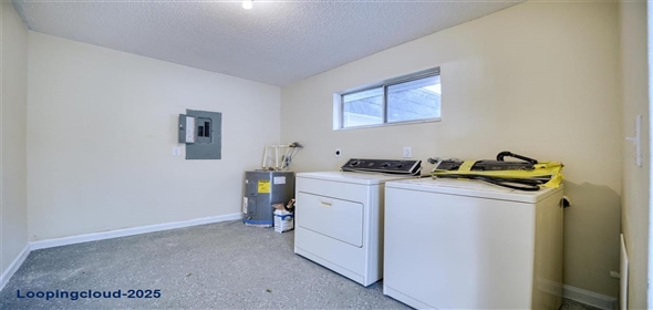 3904 ASHWOOD LANE Sarasota Florida, 34232 | Beautiful Home