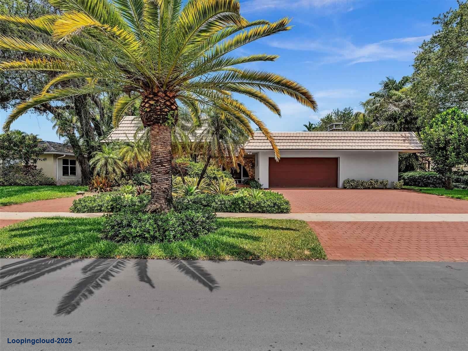 Exquisite 5-Bedroom Estate in Emerald Hills: Timeless Charm Meets Modern Luxury