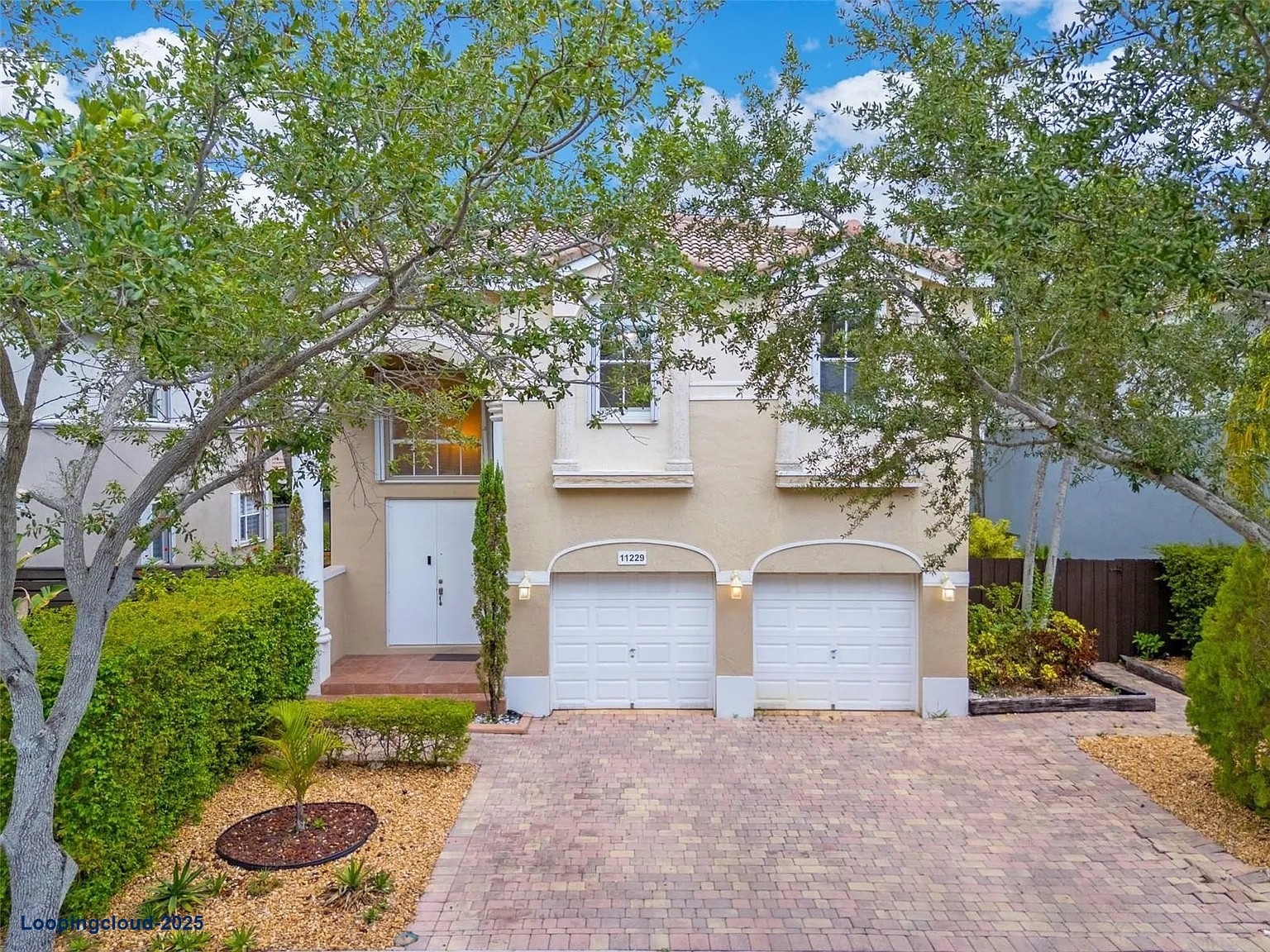 Charming 4-Bedroom Home in Gated Biarritz Community