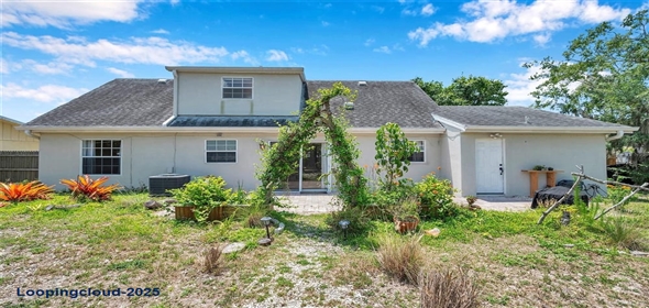 3865 GATEWOOD DRIVE Sarasota Florida, 34232 | Charming House in Tamaron Community