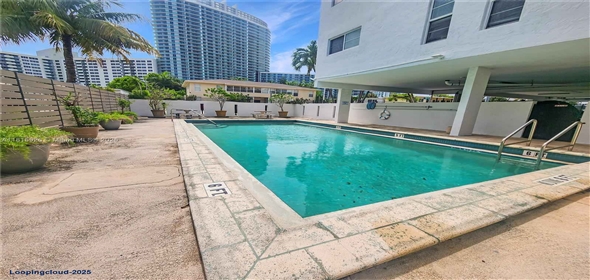 1455 West Ave APT 202, Miami Beach, FL 33139 Miami Beach Florida, 33139 | Charming 1-Bedroom Condo with Den in South Beach