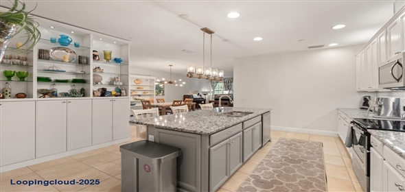 4548 CHINKAPIN DRIVE Sarasota Florida, 34232 | Charming Townhome