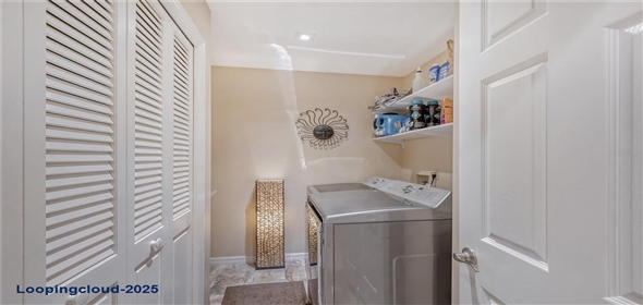 4555 CHANDLERS FORDE #47 Sarasota Florida, 34235 | Updated Beautiful Home