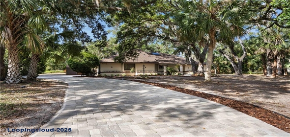 4916 HIDDEN OAKS TRAIL Sarasota Florida, 34232 | Stunning Residence