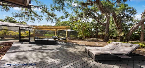 4916 HIDDEN OAKS TRAIL Sarasota Florida, 34232 | Stunning Residence