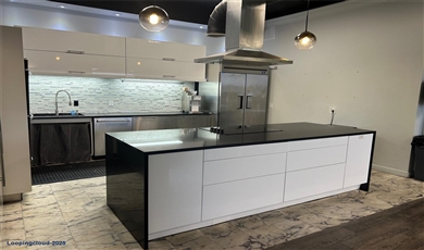 Turnkey Class-A Office Suite in North Miami – Fully Furnished & Move-In Ready