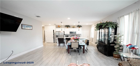 309 E 13TH STREET Apopka Florida, 32703 | Stunning 3 bedrooms, 2 bathrooms Home