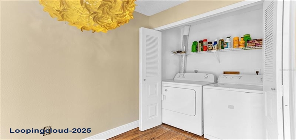 1631 LITTLE FALLS CIR # 92 Orlando Florida, 32807 | Completely Remodeled Home