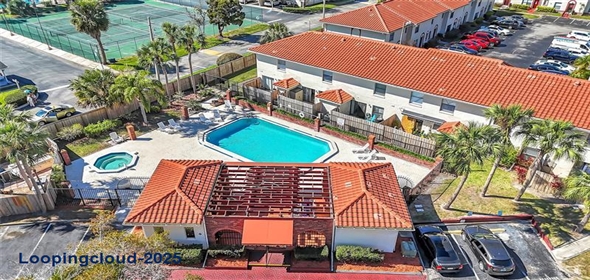 1631 LITTLE FALLS CIR # 92 Orlando Florida, 32807 | Completely Remodeled Home