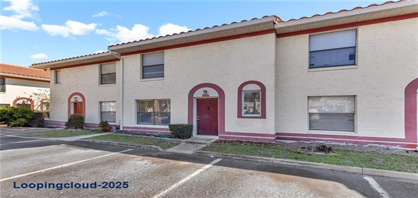 1631 LITTLE FALLS CIR # 92 Orlando Florida, 32807 | Completely Remodeled Home