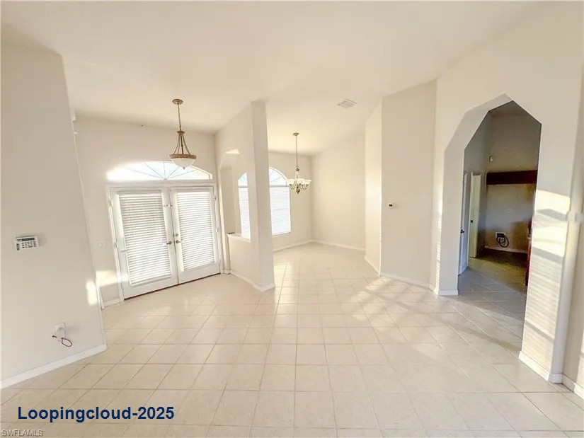 Single Family Home in Gulf Cove