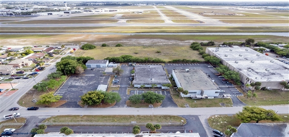 4790 NW 157th St, Hialeah Florida, 33014 | Prime ±115,863 Sq. Ft. Industrial Lot with Unmatched Connectivity – Ideal for Manufacturing or Distribution