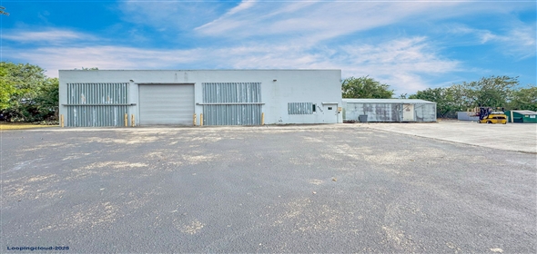 4790 NW 157th St, Hialeah Florida, 33014 | Prime ±115,863 Sq. Ft. Industrial Lot with Unmatched Connectivity – Ideal for Manufacturing or Distribution