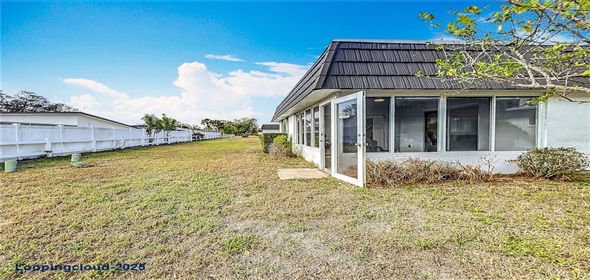 3932 ASHWOOD LANE #42 Sarasota Florida, 34232 | Gorgeous 2-Bedroom, 2 Bath Home