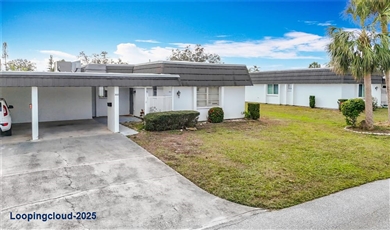 3932 ASHWOOD LANE #42 Sarasota Florida, 34232 | Gorgeous 2-Bedroom, 2 Bath Home