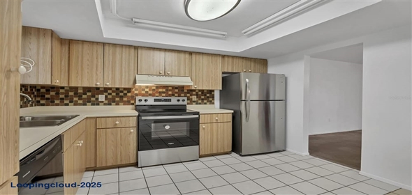 3904 LAKESIDE ROAD #174 Sarasota Florida, 34232 | Unique Property in Sarasota