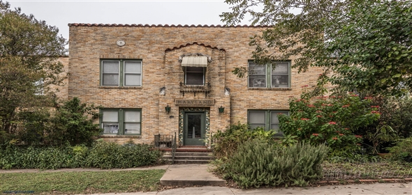 329 WEST HUISACHE AVENUE Olmos Park Texas, 78212 | Charming 12-unit Apartment Building