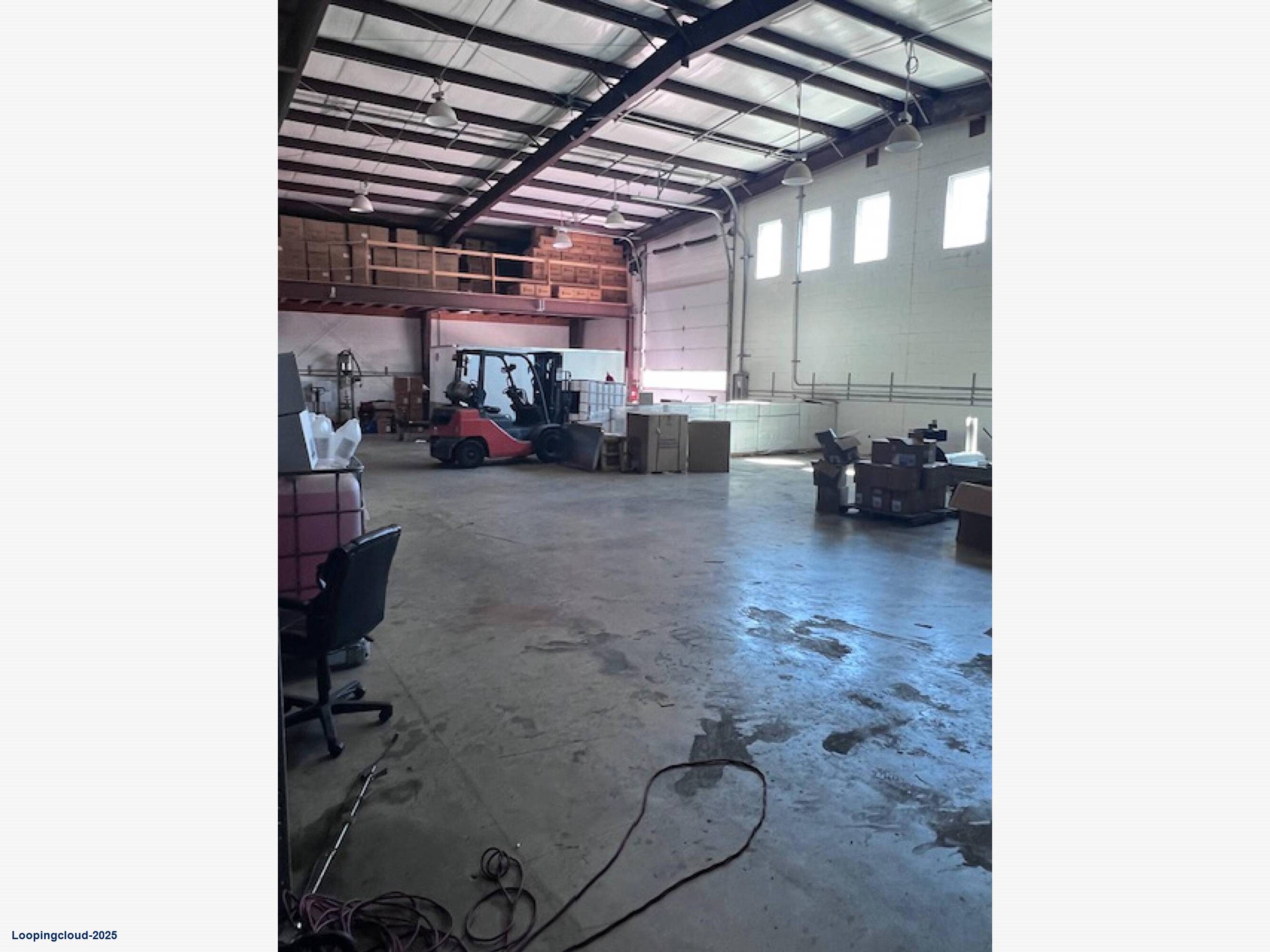Exclusive Warehouse