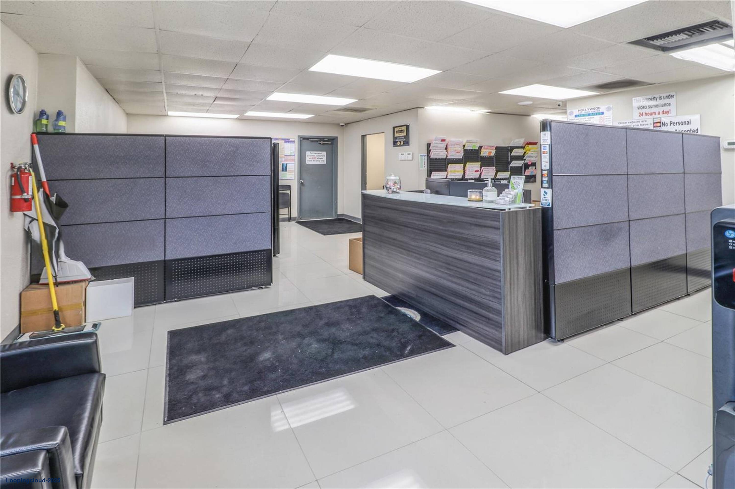 Excelent Commercial Property