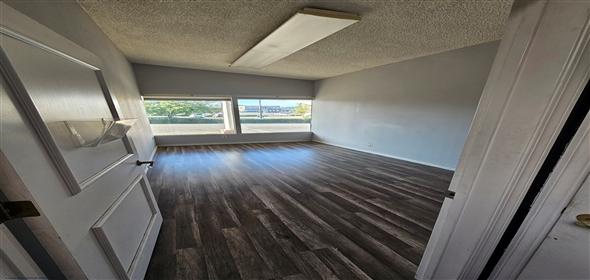 2843 Northwest Kitsap Place Silverdale Washington, 98383 | Incredible Retail Space for Lease